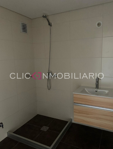 Venta Apartamento 2 Dormitorios Torre Centra
