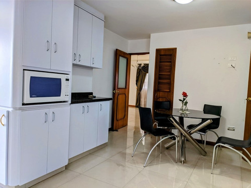 Imagen 2 de 23 de Pent House En Valles De Camoruco, Res. Paraíso J (ata-1105) (eduardo Arcila)