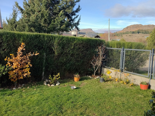 Venta Establecimiento Productivo De Bodega De Vino Artesanal + Vivienda, En Ph. Maquinarias Incluidas. A 15 Km De San Carlos De Bariloche