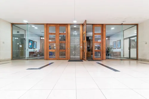 Arriendo Departamento Moderno Y Luminoso Santiago Centro