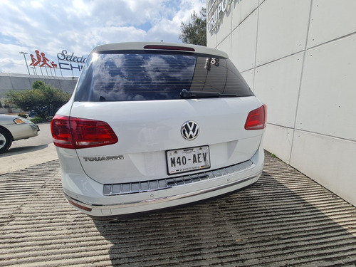 Imagen 6 de 11 de Volkswagen Touareg 4.2 V8 Fsi At 2016