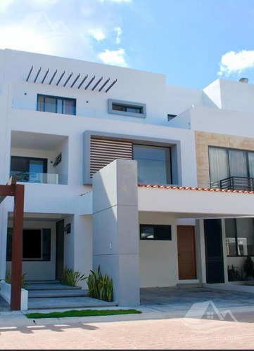 Casa Nueva En Venta En Cancún Rio
