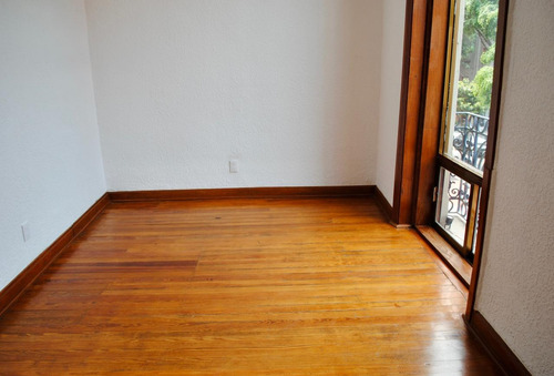 Imagen 5 de 7 de Hermoso Local Dentro De Hermosa Casa Antigua En La Juárez