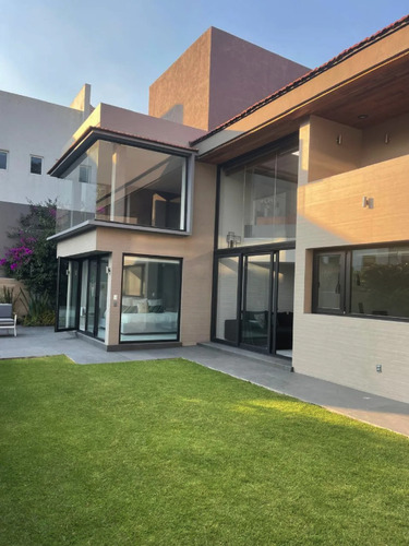 Casa En Venta Y Renta En Bosques De Las Lomas