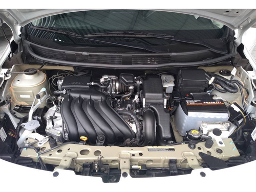 Imagem 11 de 12 de Nissan Versa 1.6 16v Flex V-drive Special Edition Xtronic