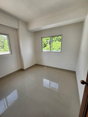 Alquilo Apartamento En Viejo Arroyo Hondo Próximo A Ikea
