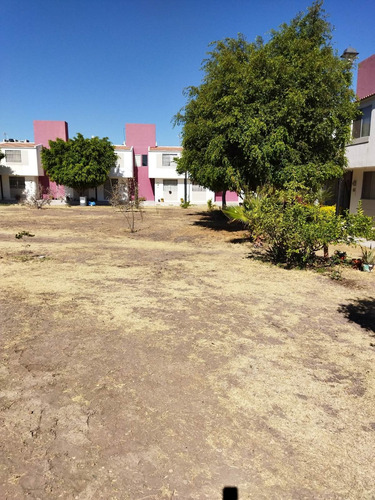 Imagen 2 de 10 de Casa En Condominio