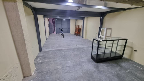 Imagen 3 de 7 de Alquilo Local 175m2 Pb En Las Flores De Catia