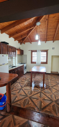 Duplex Al Frente, Con Espacio Guardacoche. Gas Natural.