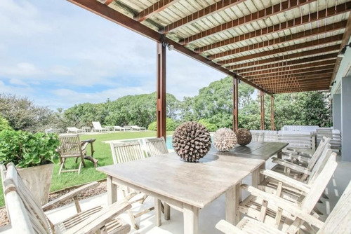 Casa En Alquiler Por Temporada De 4 Dormitorios En Manantiales