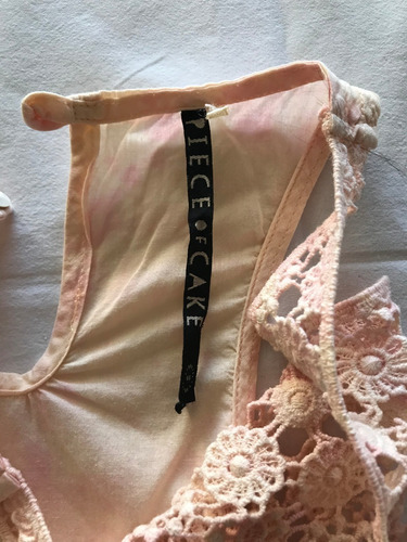 Sale!! Peace Of Cake. Blusa Con Broderie. Mujer. Talle S