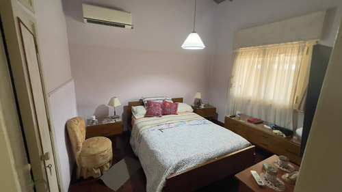 Casa Chalet En Venta Ubicado En Ituzaingó, G.b.a. Zona Oeste, Argentina
