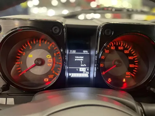 Suzuki Jimny GLX AUTOMÁTICO