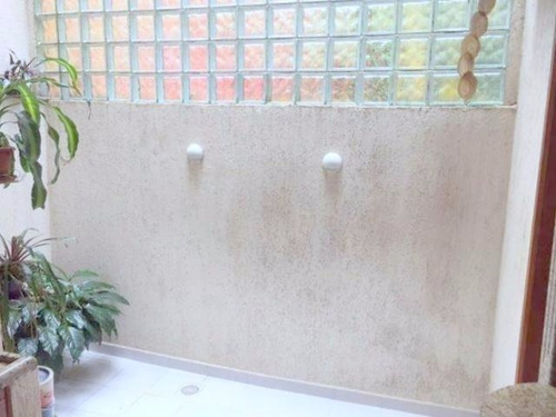 Imagem 3 de 10 de Casa Em Condomínio De 3 Dormitórios - 4364