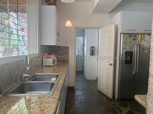 En Venta Casa Compuesta Por 2 Grandes Parcelas Que Se Unen Ubicada En El Peñón 24-11850
