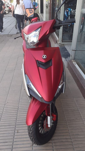 Imagen 9 de 9 de Scooter Zanella 150 Rs Okm!