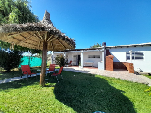 Casa Quinta  En Venta Parque Sicardi