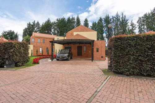Casa En Venta En Guaymaral. Cod V6724