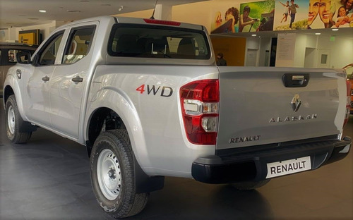 Imagen 16 de 19 de Renault Alaskan 2.3t Confort 4x2 Utilitario Amarok Hilux G