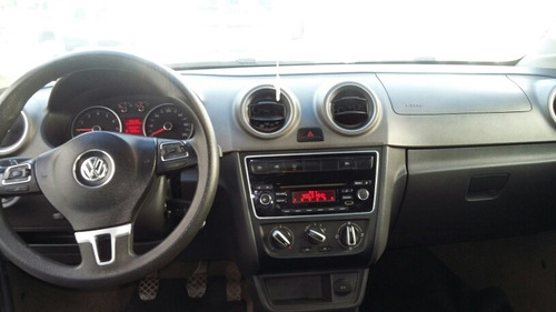 Volkswagen Voyage 1.6 Highline 101cv 2014