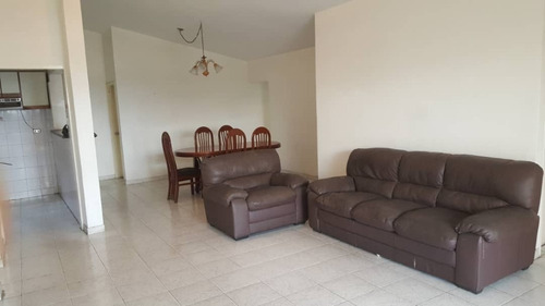 Imagen 8 de 14 de Apartamentos En Venta Fm*