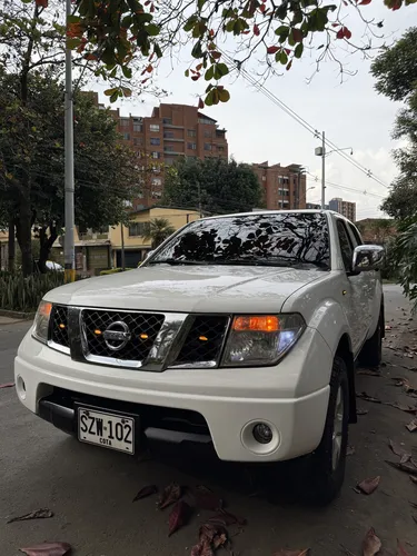 Nissan Navara 2.5 High Lujo