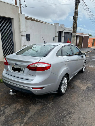 Ford Fiesta 1.6 TITANIUM HATCH 16V FLEX 4P AUTOMÁTICO