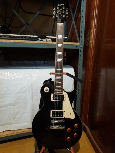 EpiPhone Les Paul Standard