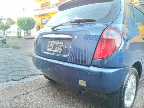 Daihatsu Sirion 2001 1.0 Mt