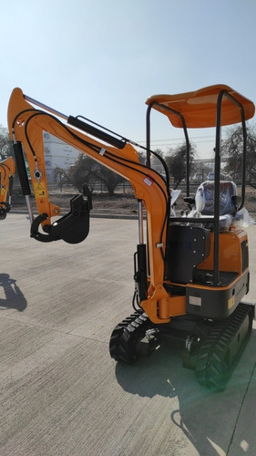 Imagen 3 de 8 de Miniexcavadora Motor Americano Briggs&stratton