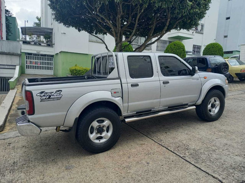 Nissan Frontier 2.5 Ax