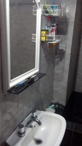 Imagen 8 de 17 de Departamento En Venta En Merlo Centro 2 Amb