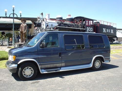 Imagen 1 de 15 de Ford Econoline Van Discapacitados