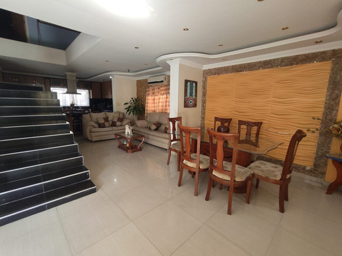 Imagen 2 de 15 de Se Vende Casa Urb Santa Rosalia. Cagua