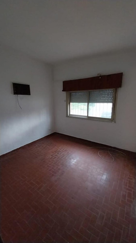 Casa A La Venta En Guido Spano Y Santa Fe Bella Vista!!