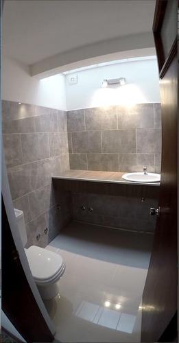 Oportunidad Casa En Venta Con Renta - Parque Rodó -