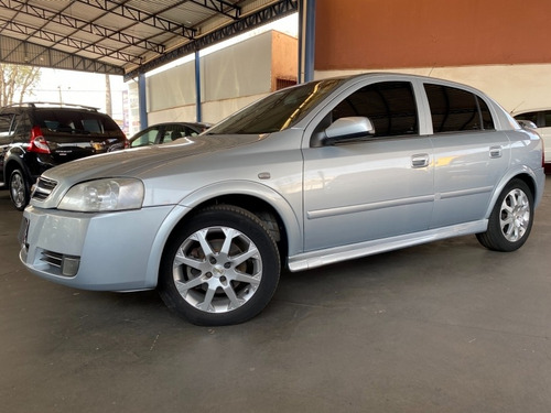 Imagem 4 de 9 de Chevrolet Astra Hatch Advantage 2.0 Automatico