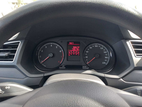 Imagem 6 de 9 de Volkswagen Voyage 1.0 Mpi (flex)
