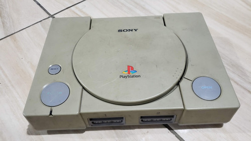 Playstation 1 Fat Só O Aparelho. Ele Não Liga. Tá Com Defeito. 233. M24