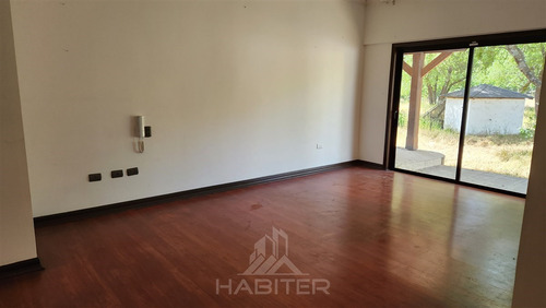Casa En Venta De 3 Dorm. En Los Angeles