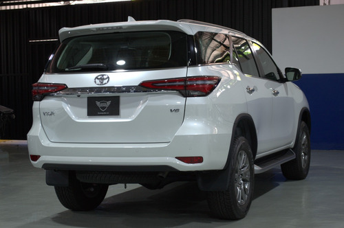 Toyota Fortuner Vxr 2025