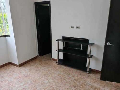 Imagen 7 de 13 de Venta De Apartamento En Ciudad Capri