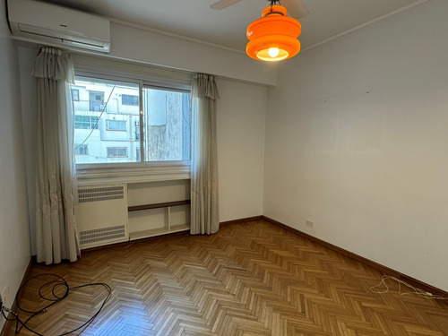Departamento De Cuatro Ambientes En Venta En Belgrano C