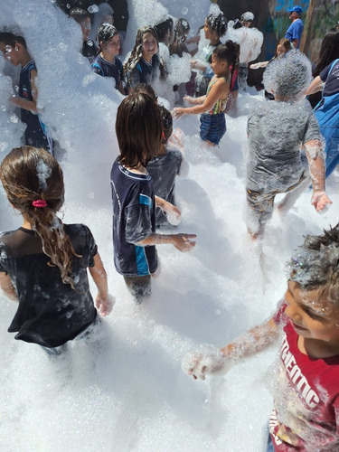 Locação De Máquinas De Espuma Para Festas E Eventos