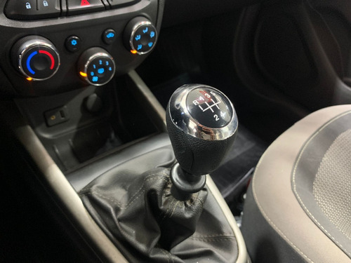 Imagem 11 de 15 de Chevrolet Prisma Lt 1.0 Flex 2015 Completo