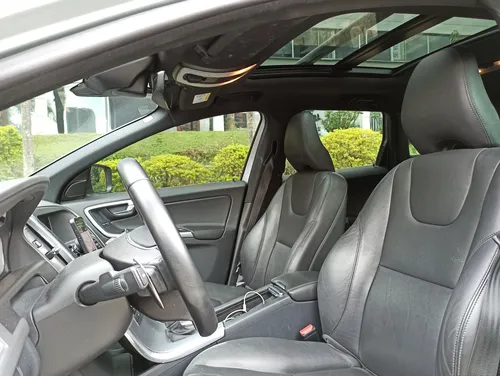 Volvo XC60 2.0 T5 Awd Summum