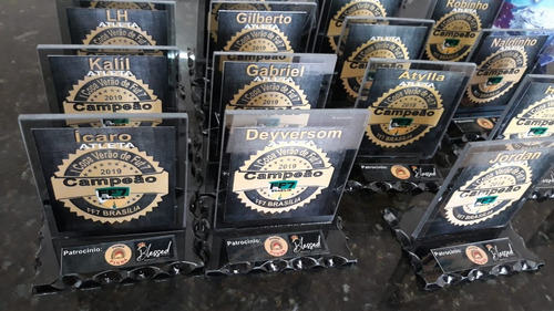 22 Mini Trofeus Para Eventos 9cm