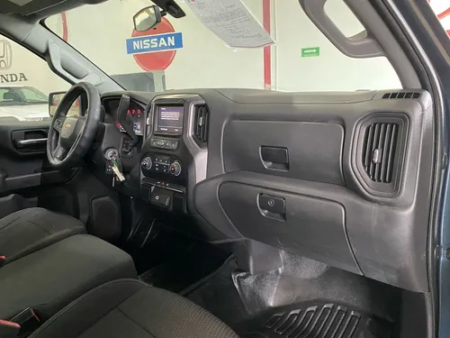 Chevrolet Silverado 4.3 Wt Cab Reg At 4X4