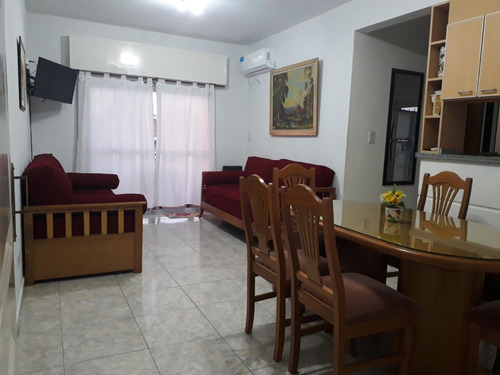 Imagen 4 de 17 de Departamento 2 Dormitorios -3 Ambientes Por Dia O Semana