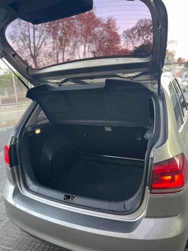 Imagen 8 de 23 de Volkswagen Suran 2019 1.6 Comfortline 101cv